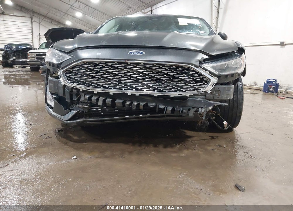 2020 FORD FUSION VIN: 3FA6P0D9XLR138007