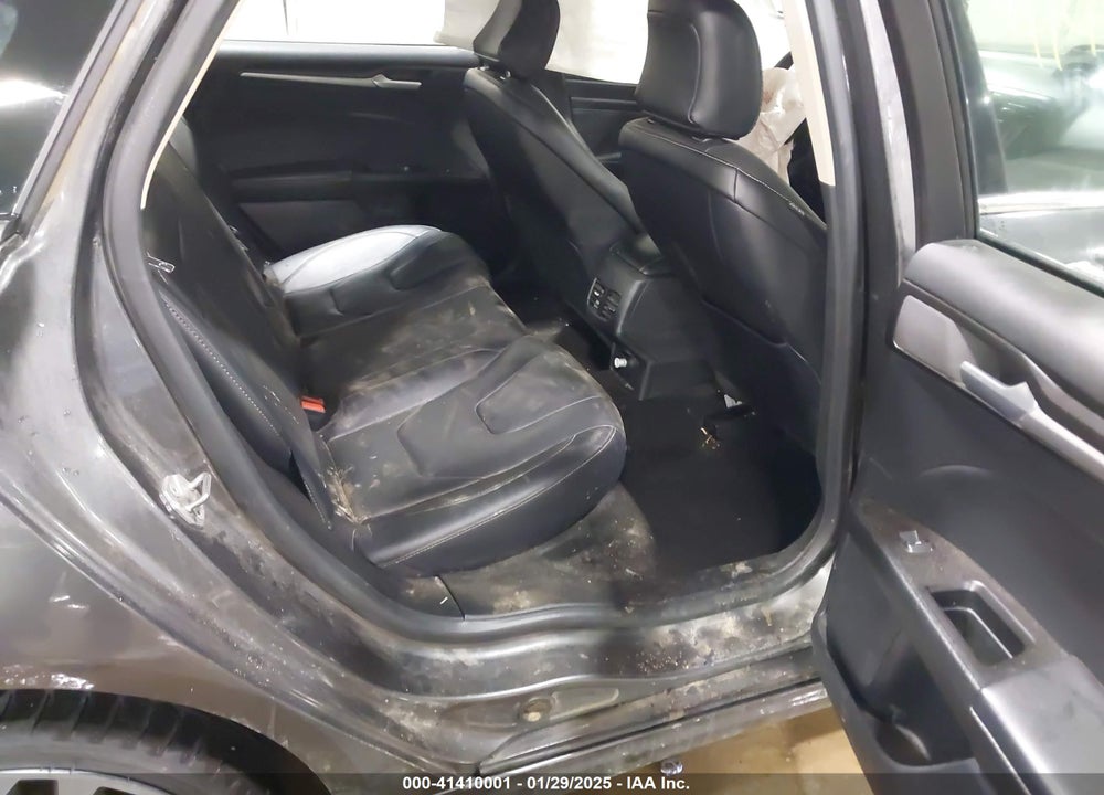 2020 FORD FUSION VIN: 3FA6P0D9XLR138007