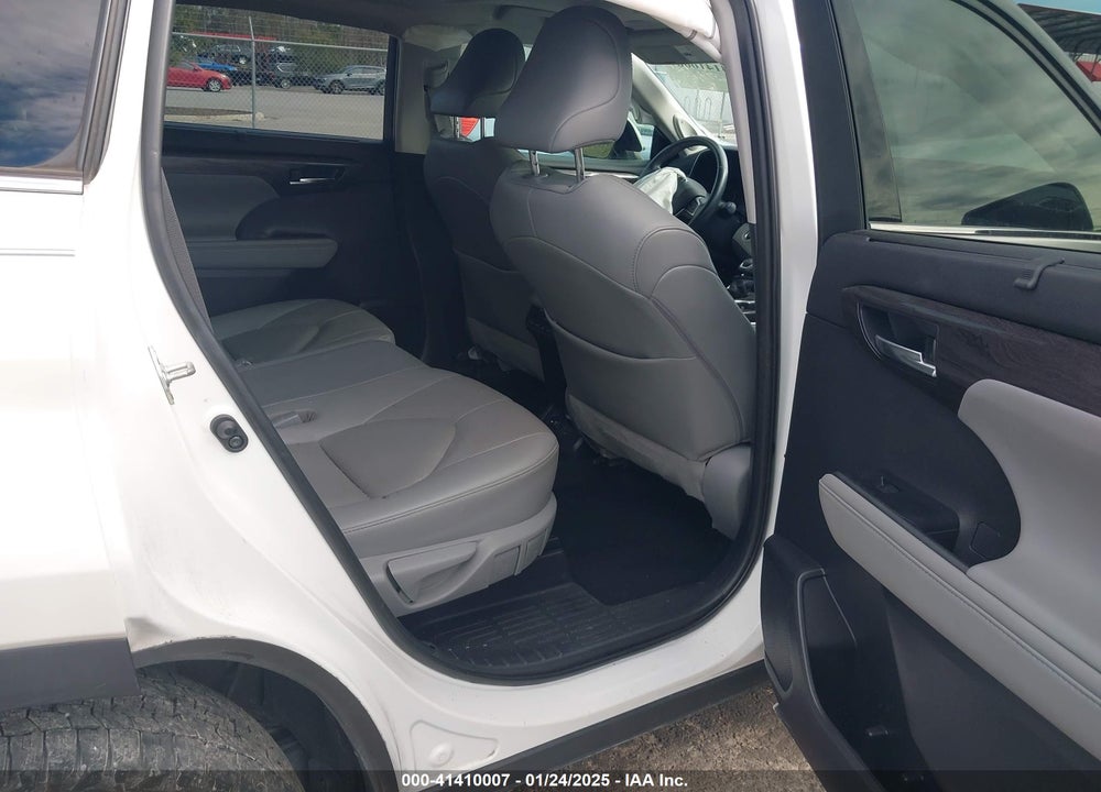 2020 TOYOTA HIGHLANDER LIMITED VIN: 5TDYZRAH6LS012317