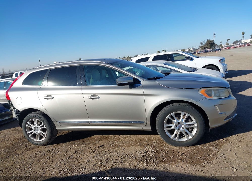 2014 VOLVO XC60 3.2 VIN: YV4940DL7E2502500