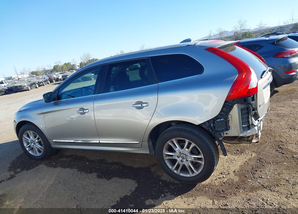 2014 VOLVO XC60 3.2 VIN: YV4940DL7E2502500