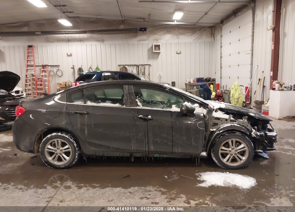 2018 CHEVROLET CRUZE VIN: 1G1BE5SM2J7119676