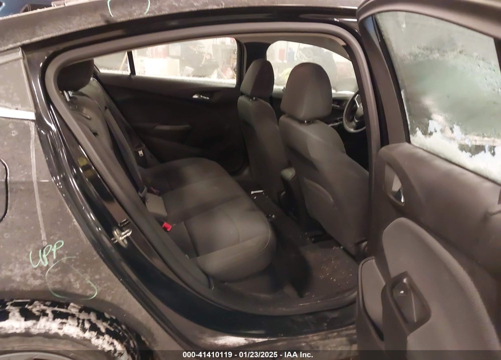2018 CHEVROLET CRUZE VIN: 1G1BE5SM2J7119676