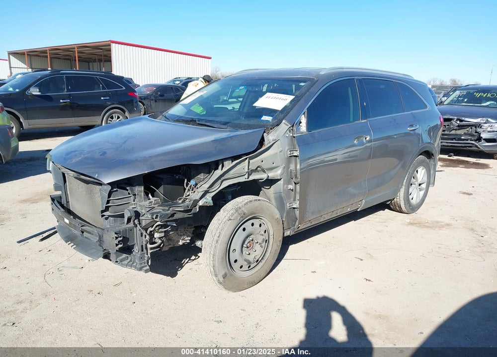 2018 KIA SORENTO 2.4L LX VIN: 5XYPG4A30JG339556