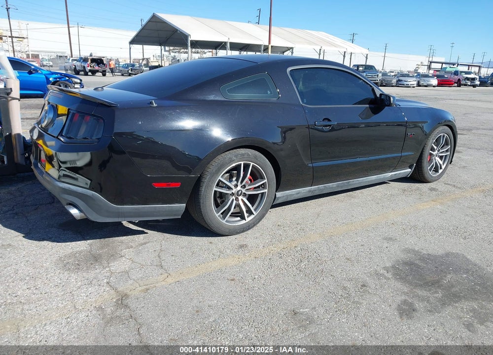 2011 FORD MUSTANG VIN: 1ZVBP8CF0B5103571