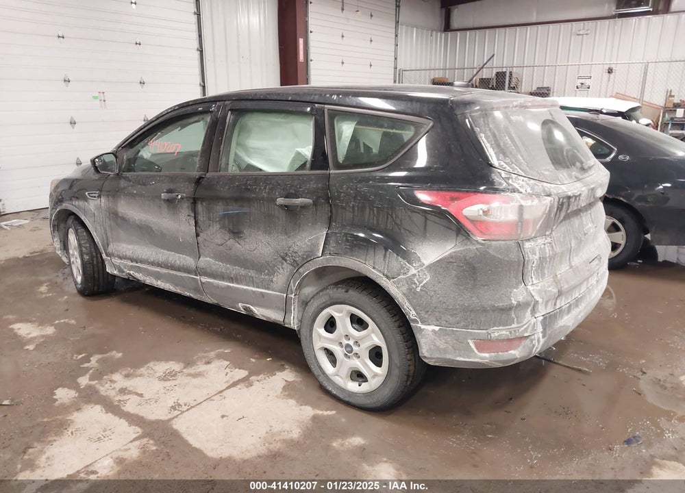 2018 FORD ESCAPE VIN: 1FMCU0F72JUA28457