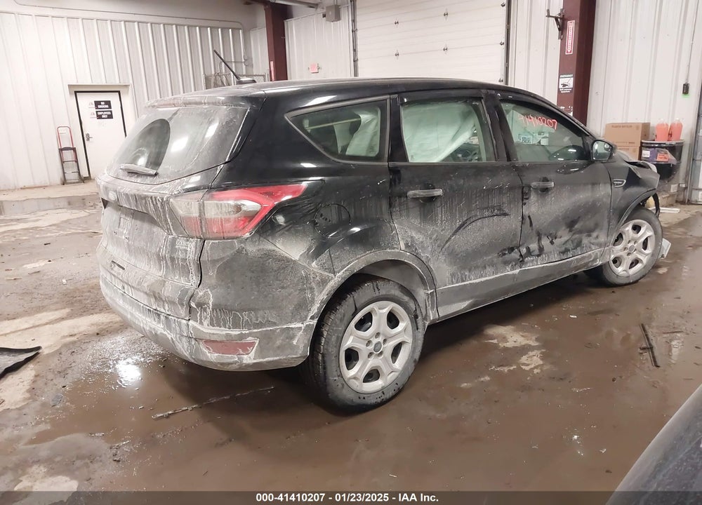 2018 FORD ESCAPE VIN: 1FMCU0F72JUA28457