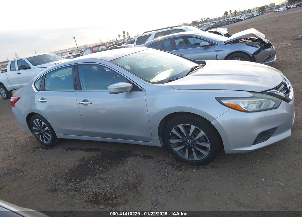 2017 NISSAN ALTIMA VIN: 1N4AL3AP9HC200805
