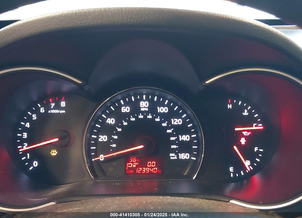 2014 KIA SORENTO LX VIN: 5XYKTCA65EG541034