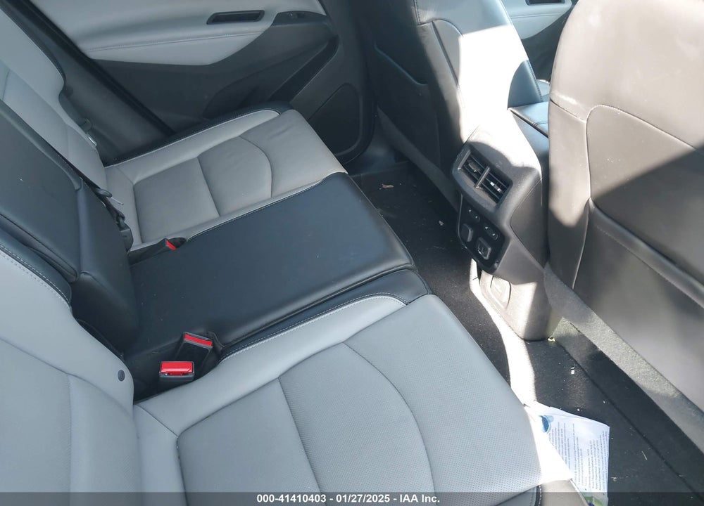 2018 CHEVROLET EQUINOX PREMIER VIN: 2GNAXVEV2J6308689