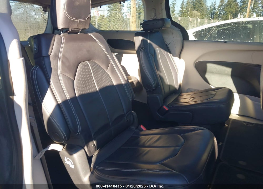 2022 CHRYSLER PACIFICA VIN: 2C4RC1BG4NR142671