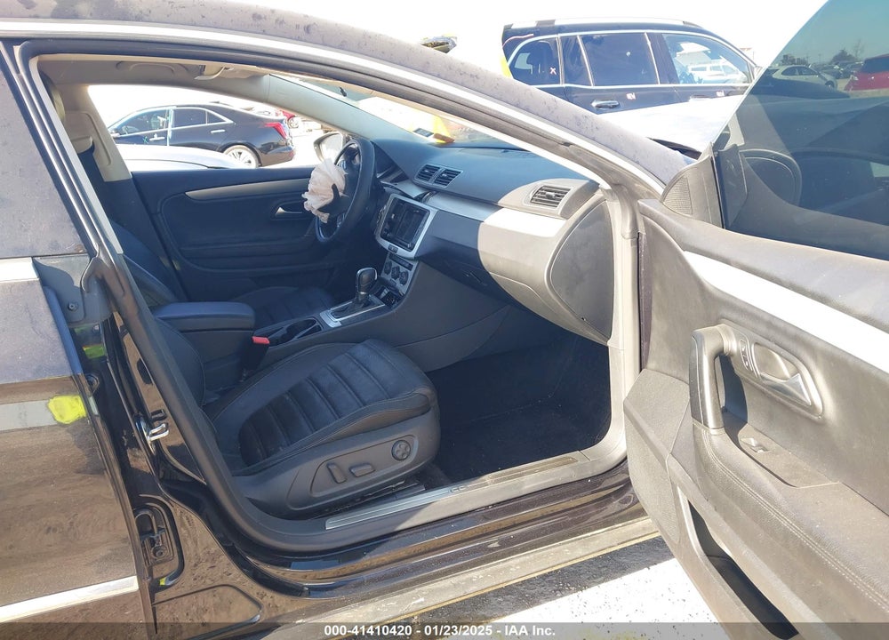 2016 VOLKSWAGEN CC VIN: WVWBN7AN3GE516220
