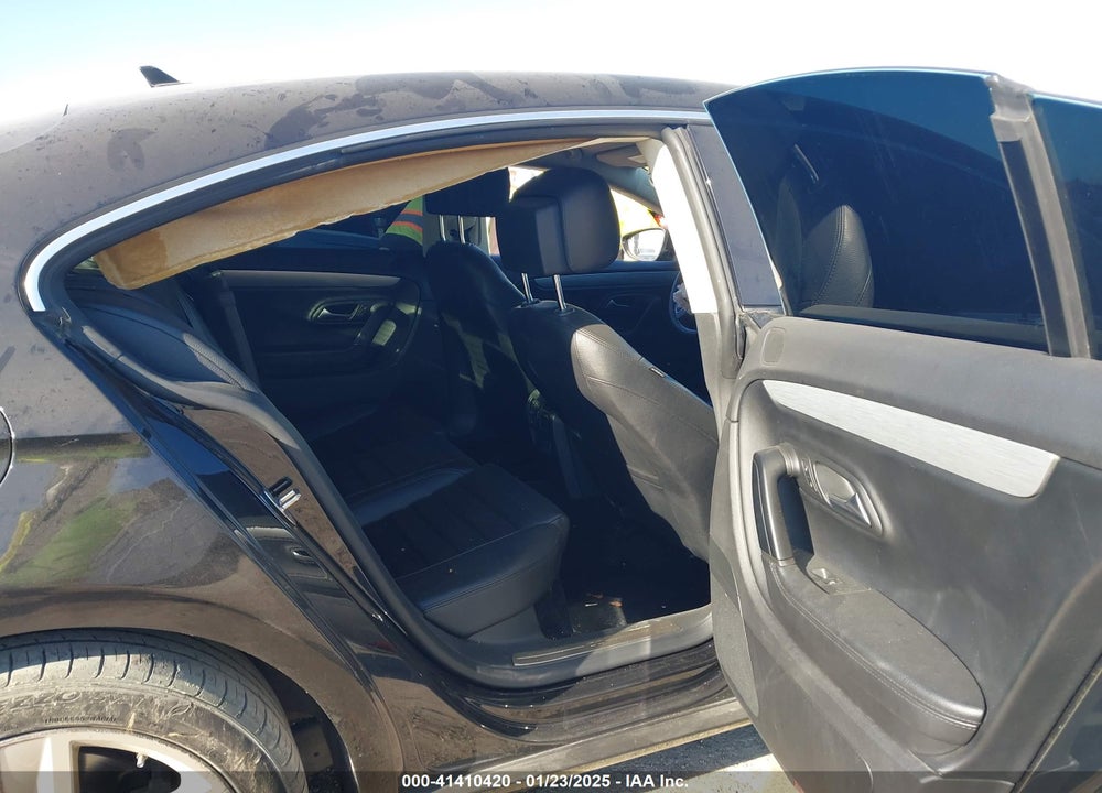 2016 VOLKSWAGEN CC VIN: WVWBN7AN3GE516220