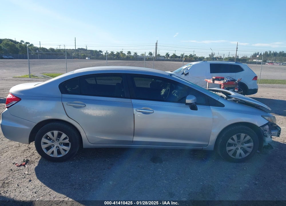 2015 HONDA CIVIC LX VIN: 19XFB2F51FE026965