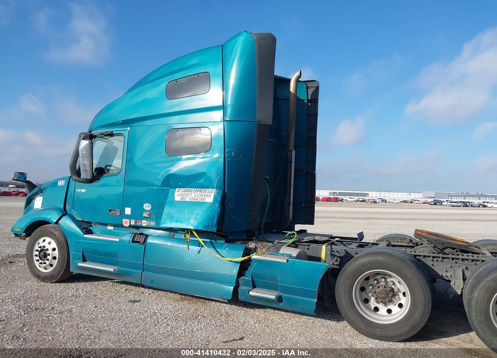 2020 VOLVO VNL VIN: 4V4NC9EJ5LN270551