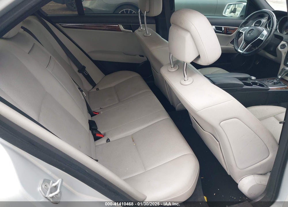 2012 MERCEDES-BENZ C 250 VIN: WDDGF4HB8CA635496