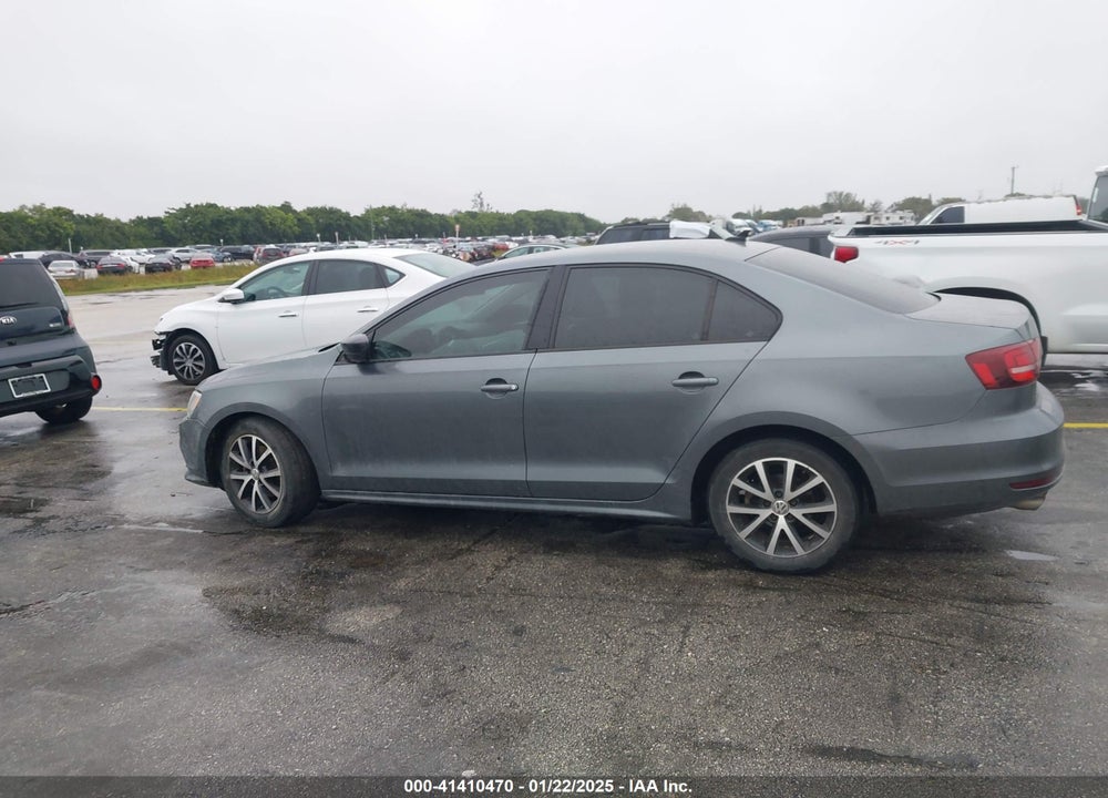 2016 VOLKSWAGEN JETTA 1.4T SE VIN: 3VWD67AJ2GM315418