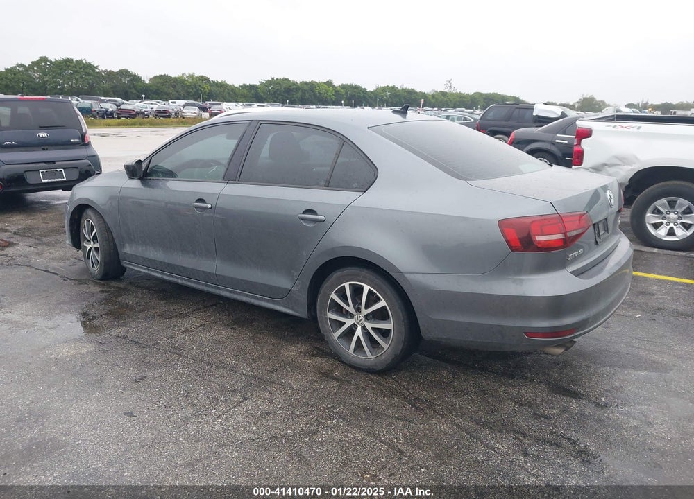 2016 VOLKSWAGEN JETTA 1.4T SE VIN: 3VWD67AJ2GM315418