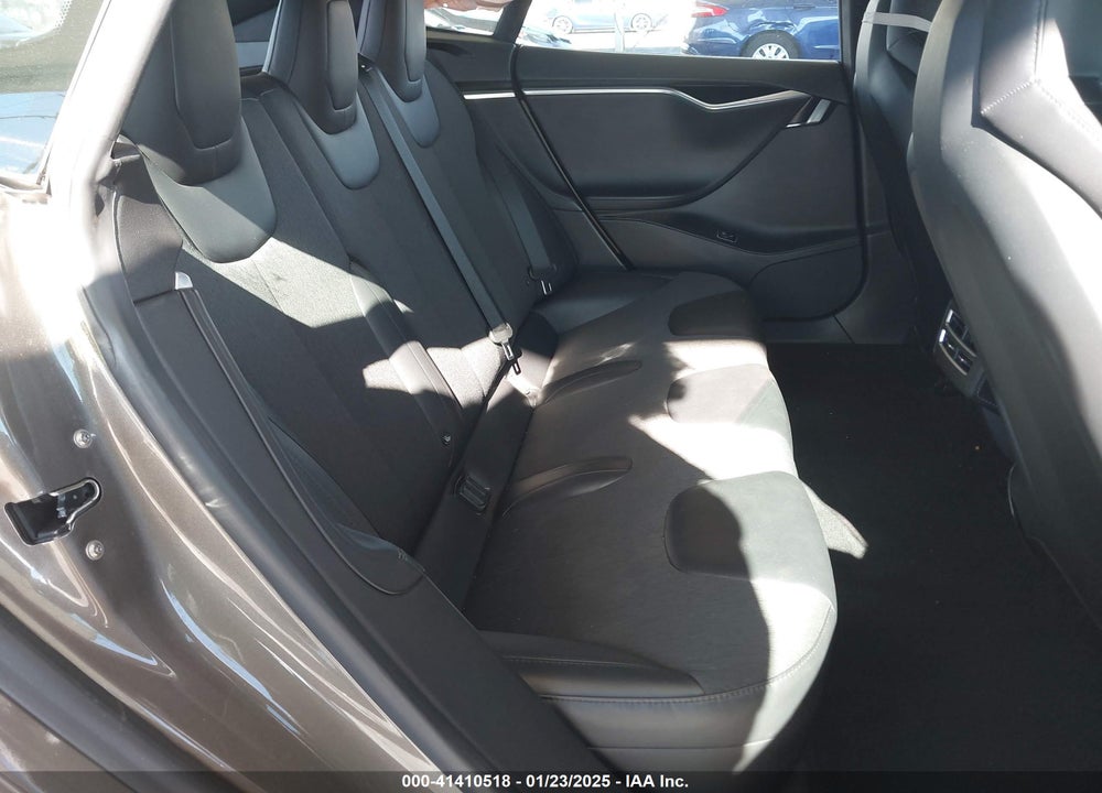 2015 TESLA MODEL S 70D/85D/P85D VIN: 5YJSA1E28FF120273