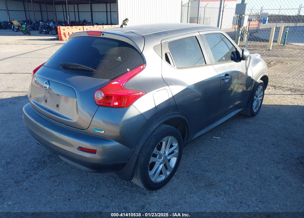 2014 NISSAN JUKE S VIN: JN8AF5MR3ET451040