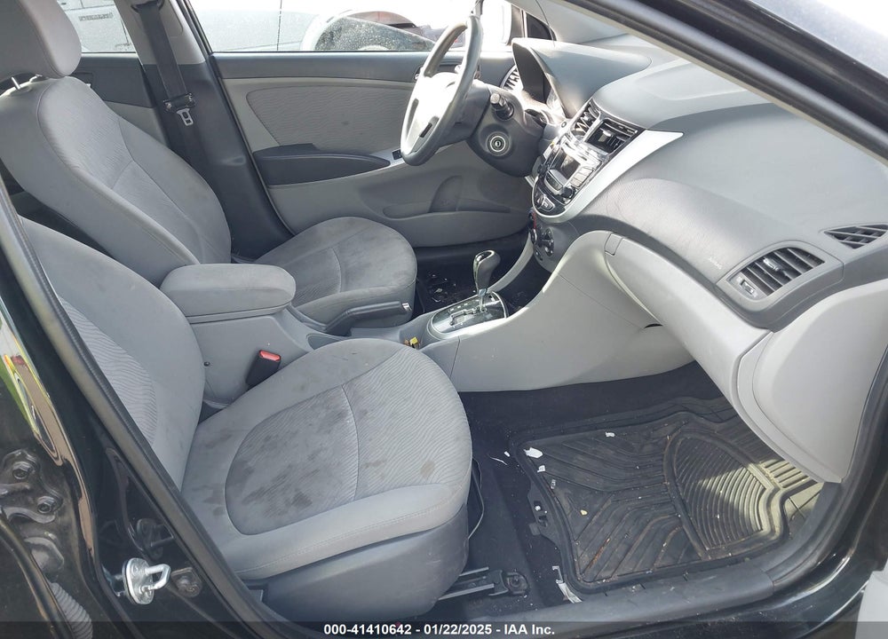 2014 HYUNDAI ACCENT VIN: KMHCU4AE6EU617501