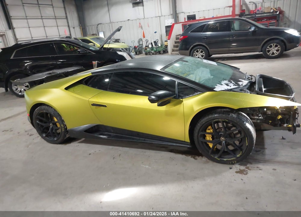 2017 LAMBORGHINI HURACAN LP580-2 VIN: ZHWUC2ZF1HLA07720