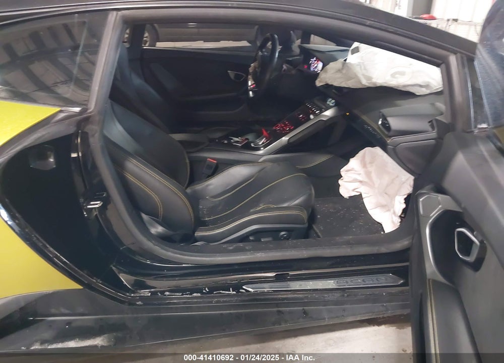 2017 LAMBORGHINI HURACAN LP580-2 VIN: ZHWUC2ZF1HLA07720