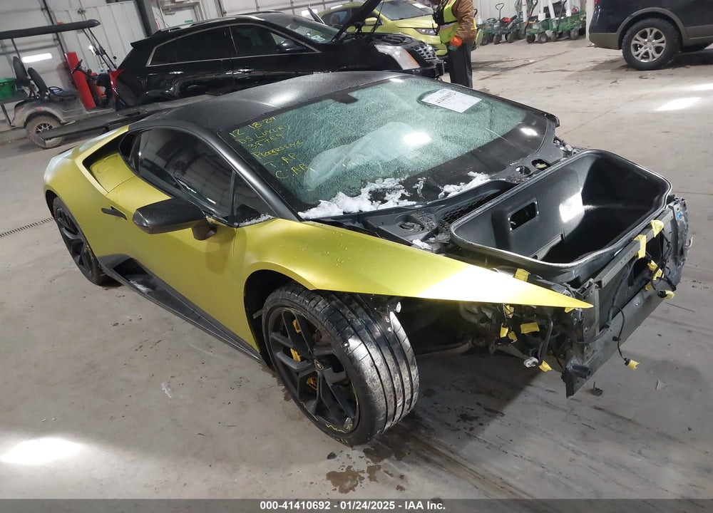 2017 LAMBORGHINI HURACAN LP580-2 VIN: ZHWUC2ZF1HLA07720