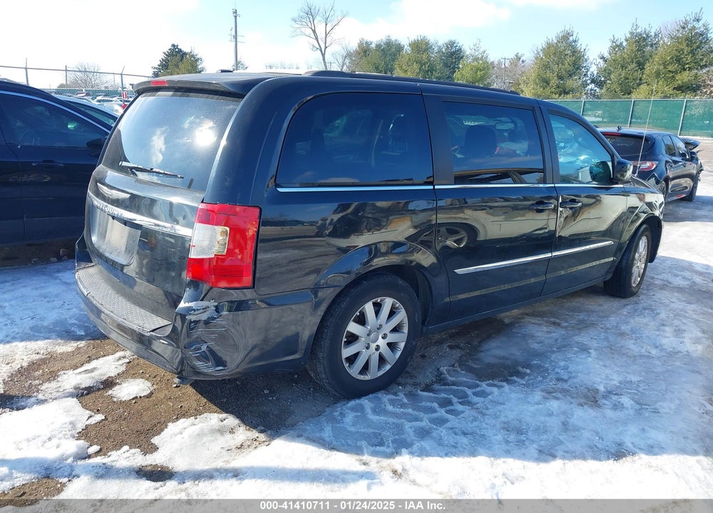 2015 CHRYSLER TOWN & COUNTRY VIN: 2C4RC1BG7FR611107