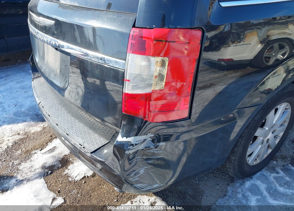 2015 CHRYSLER TOWN & COUNTRY VIN: 2C4RC1BG7FR611107