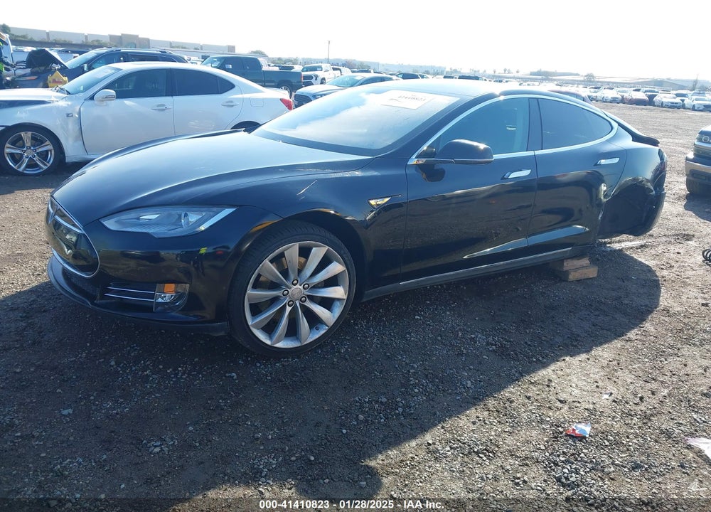 2013 TESLA MODEL S VIN: 5YJSA1AC9DFP10929