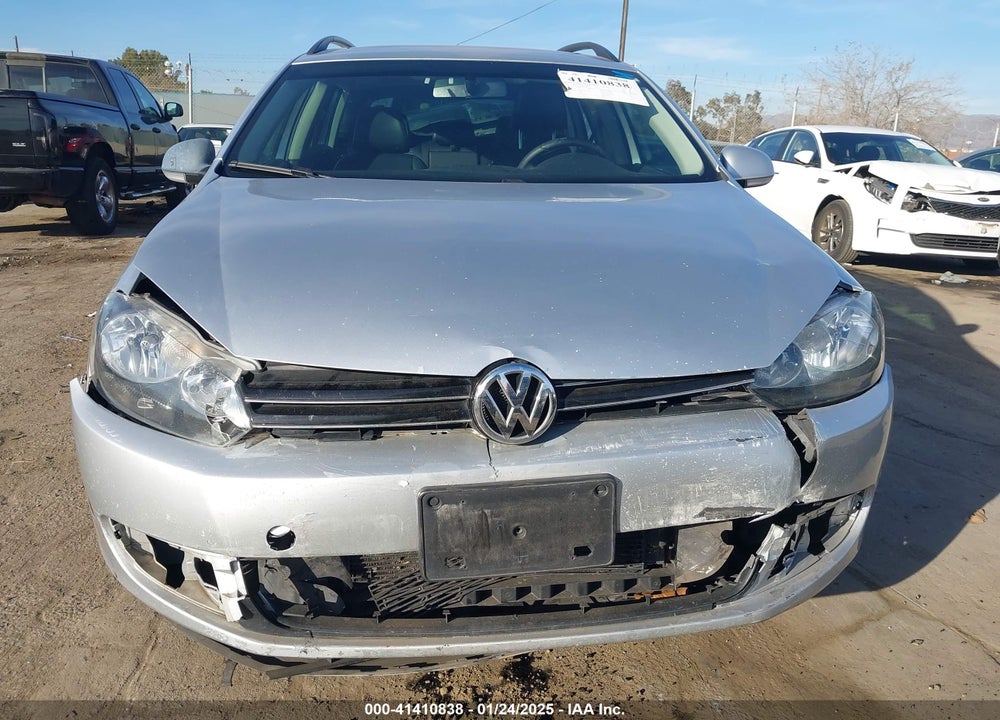 2011 VOLKSWAGEN JETTA SPORTWAGEN 2.0L TDI VIN: 3VWML7AJ3BM609296