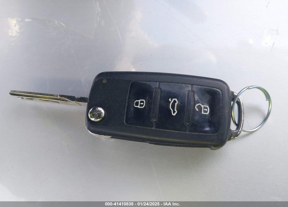 2011 VOLKSWAGEN JETTA SPORTWAGEN 2.0L TDI VIN: 3VWML7AJ3BM609296