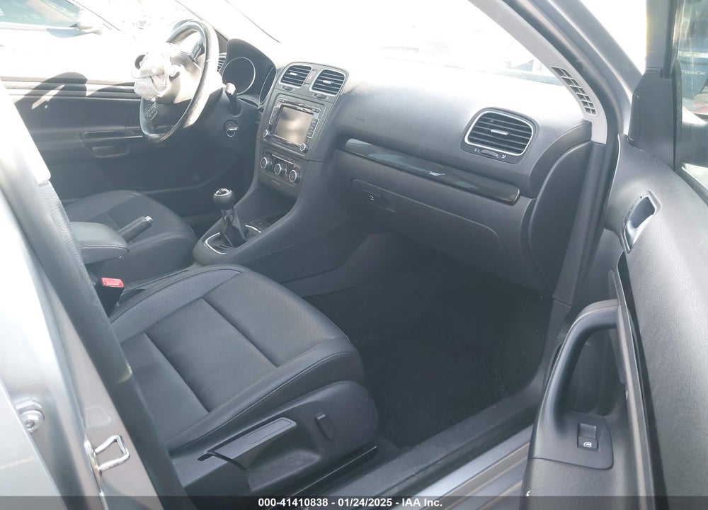 2011 VOLKSWAGEN JETTA SPORTWAGEN 2.0L TDI VIN: 3VWML7AJ3BM609296