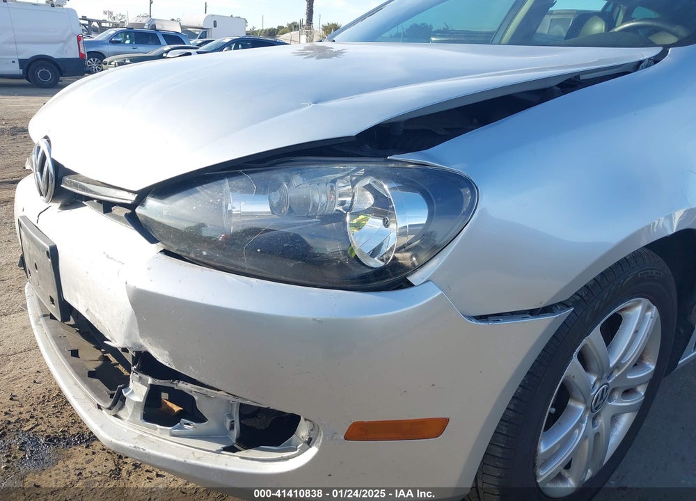 2011 VOLKSWAGEN JETTA SPORTWAGEN 2.0L TDI VIN: 3VWML7AJ3BM609296