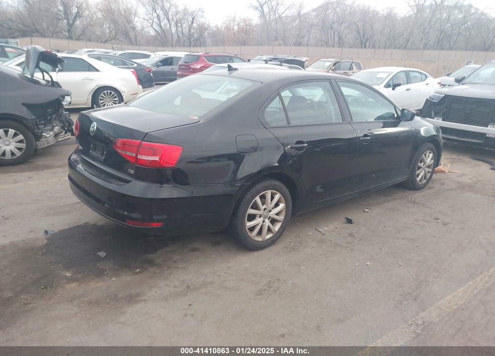2015 VOLKSWAGEN JETTA VIN: 3VWD17AJ9FM325540