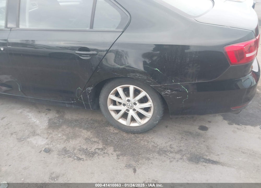 2015 VOLKSWAGEN JETTA VIN: 3VWD17AJ9FM325540