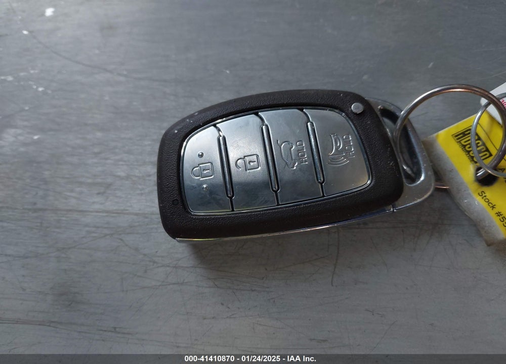 2020 HYUNDAI TUCSON VIN: KM8J3CAL7LU172377