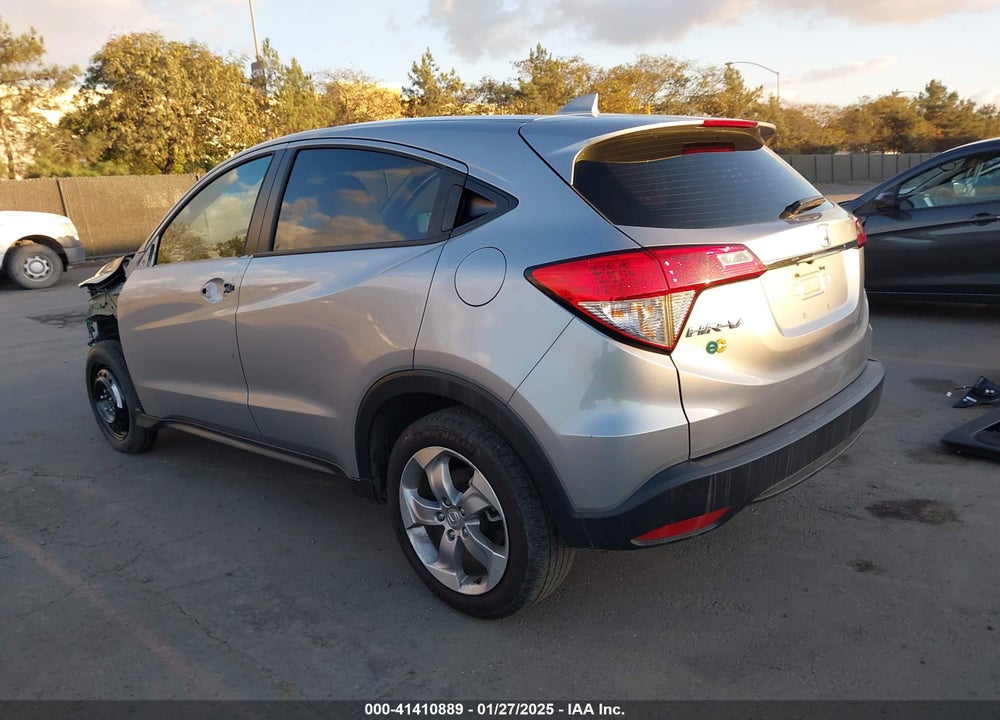 2022 HONDA HR-V 2WD LX VIN: 3CZRU5H33NM716235