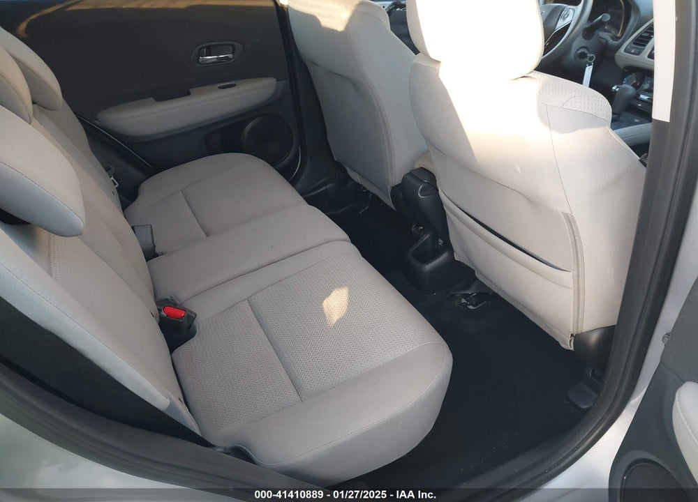 2022 HONDA HR-V 2WD LX VIN: 3CZRU5H33NM716235