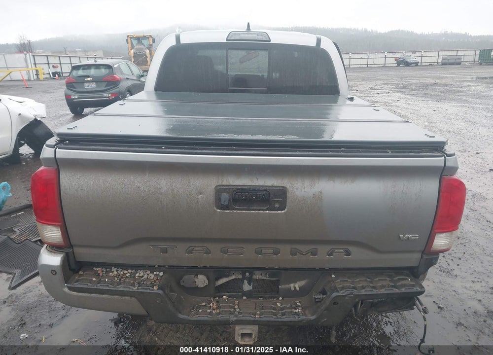 2017 TOYOTA TACOMA TRD OFF ROAD VIN: 3TMCZ5AN6HM087650