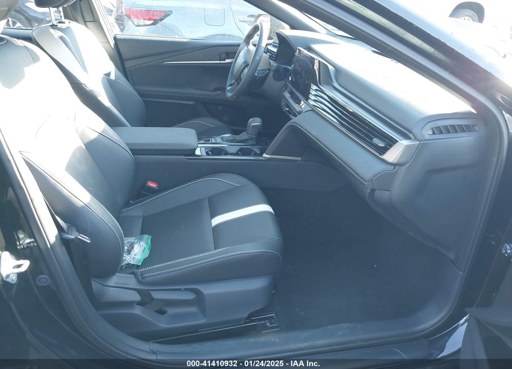 2025 TOYOTA CAMRY VIN: 4T1DAACKXSU045343