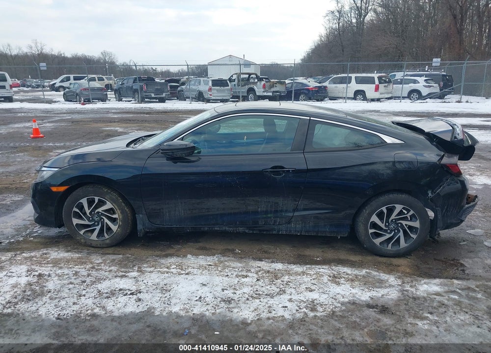 2017 HONDA CIVIC VIN: 2HGFC4B06HH304870