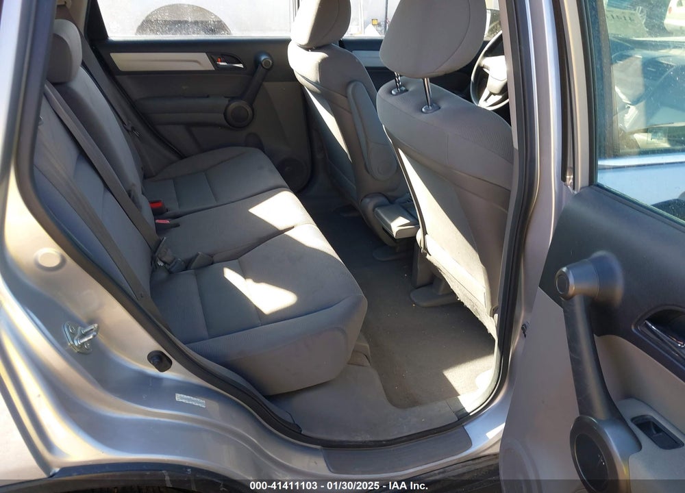 2011 HONDA CR-V LX VIN: JHLRE4H34BC020626