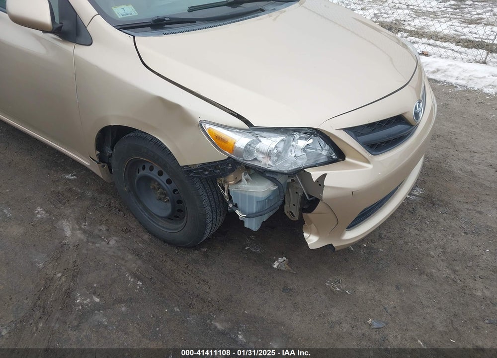 2011 TOYOTA COROLLA LE VIN: 2T1BU4EE1BC725804