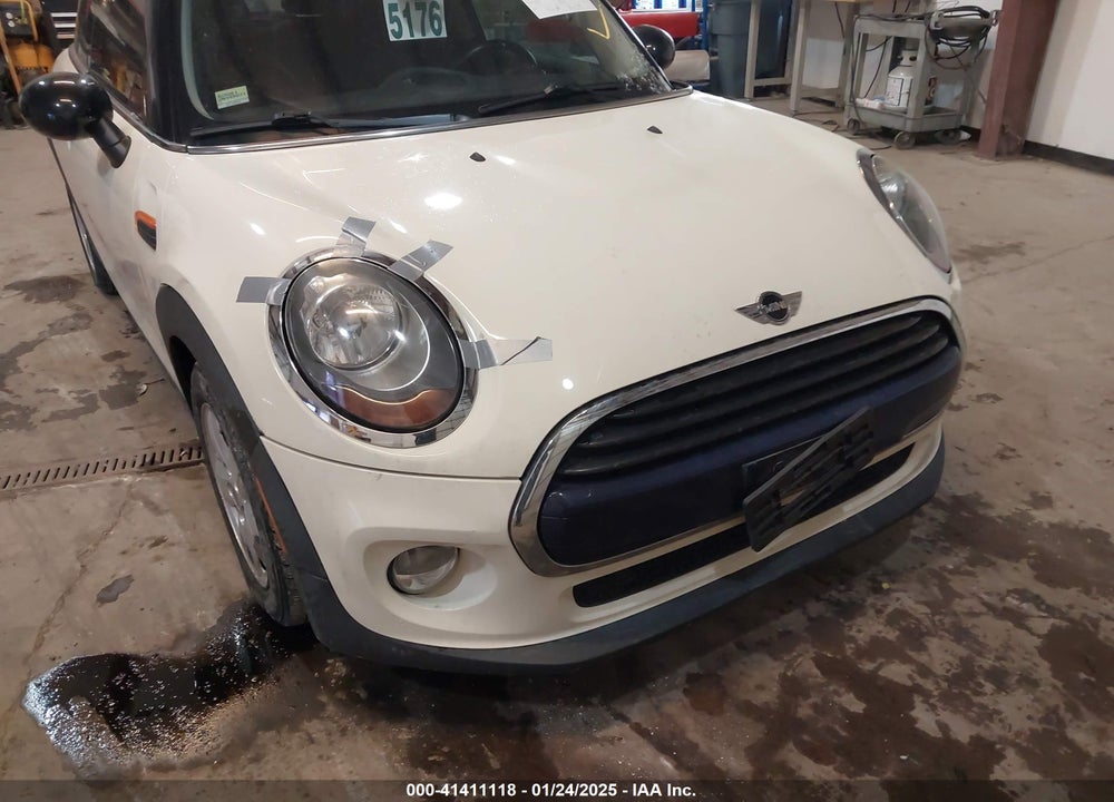 2016 MINI HARDTOP VIN: WMWXP5C59GT740179