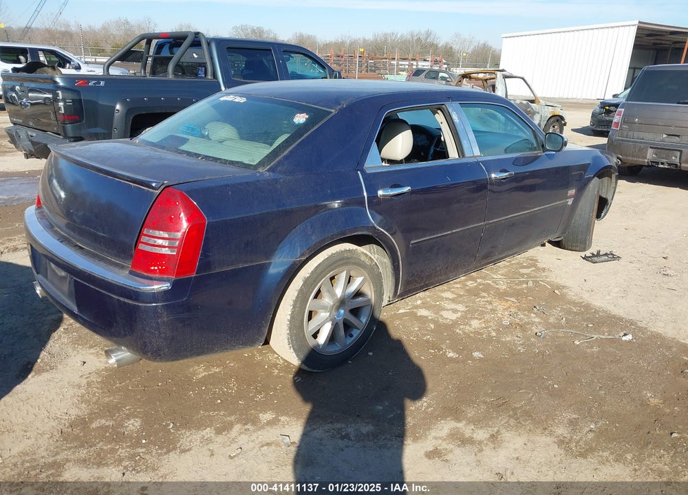 2006 CHRYSLER 300C VIN: 2C3KA63H16H113085