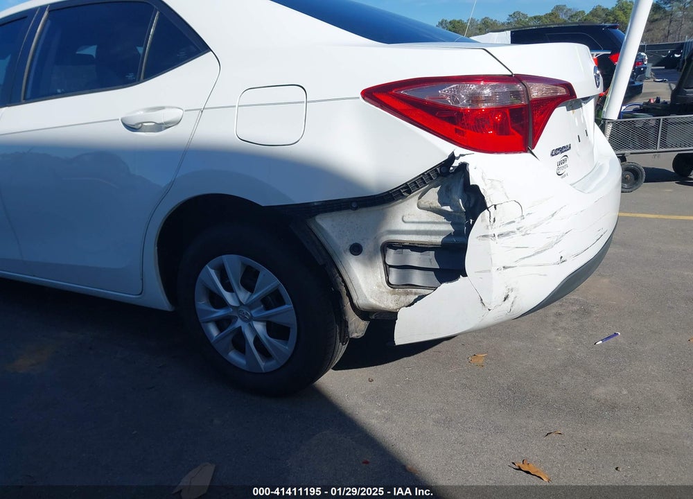 2017 TOYOTA COROLLA L VIN: 2T1BURHE7HC772546