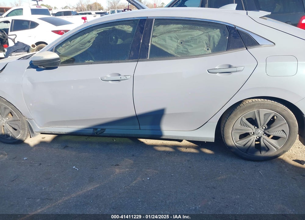 2019 HONDA CIVIC VIN: SHHFK7H60KU224748