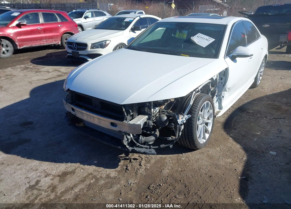 2019 AUDI A4 VIN: WAUENAF4XKN002882